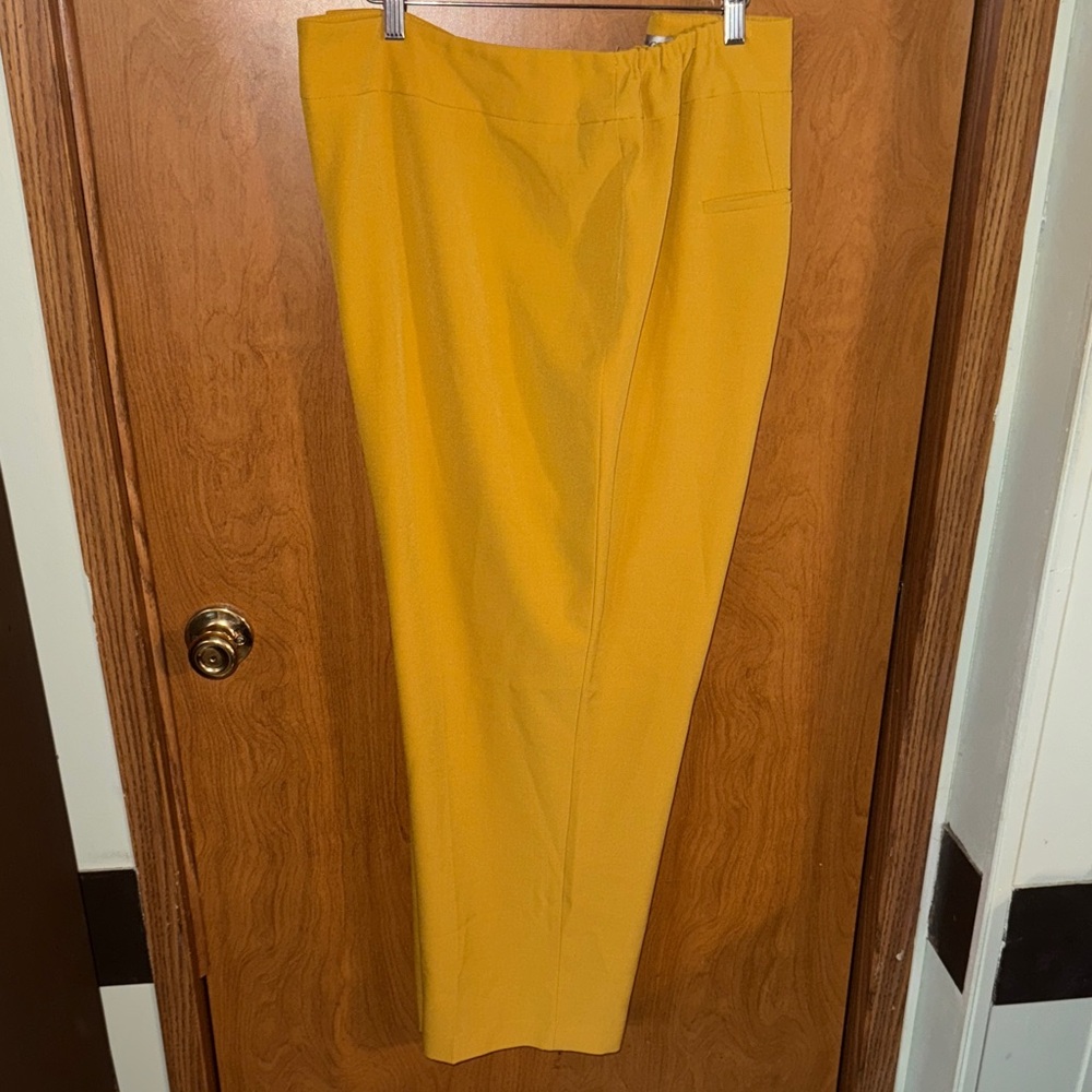 Kasper Women's Mustard yellow Stretch Mid Rise Straight Leg Pants Size 24W